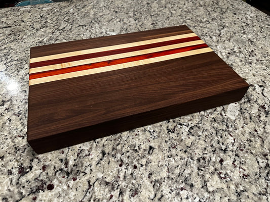 Striped Edge-grain Cutting Board